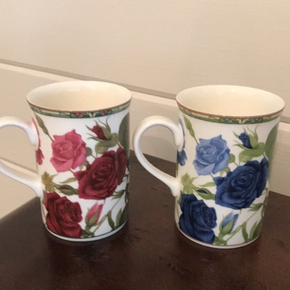 Royal Bone Other - SALE ✅✅🎂Set of 2 Royal Bone Coffee/Tea